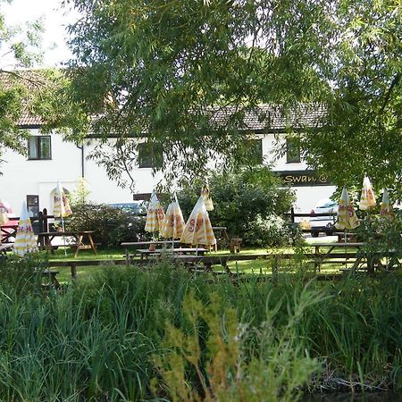 The Swan At Stoford Hotel Stapleford  Bagian luar foto