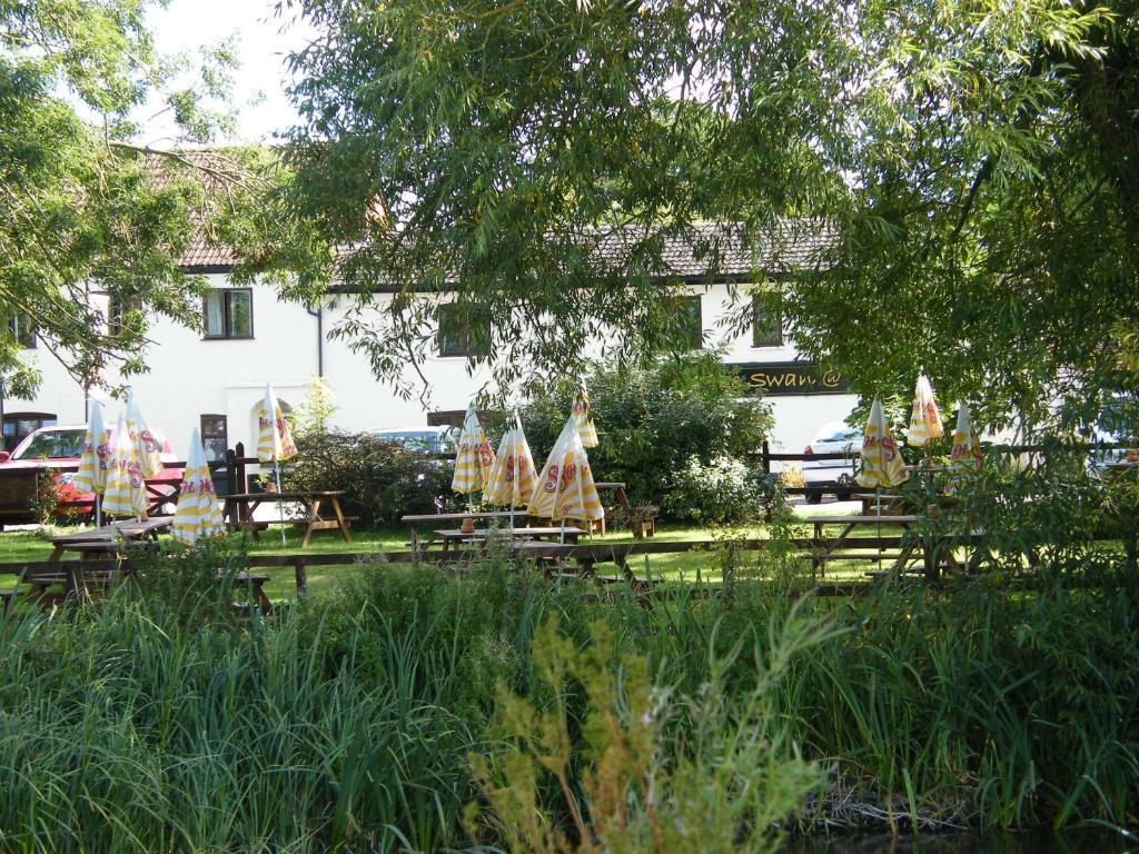 The Swan At Stoford Hotel Stapleford  Bagian luar foto